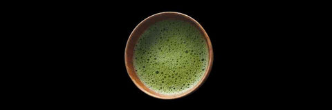 Come preparare la schiuma di matcha